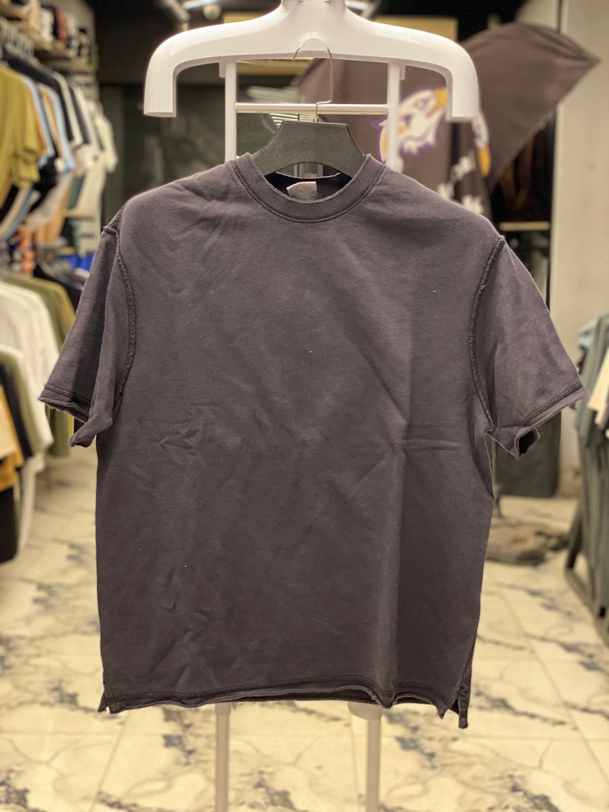 تيشرت راوند BERSHKA