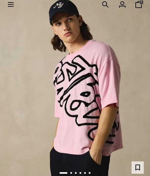 تيشرت راوند BERSHKA