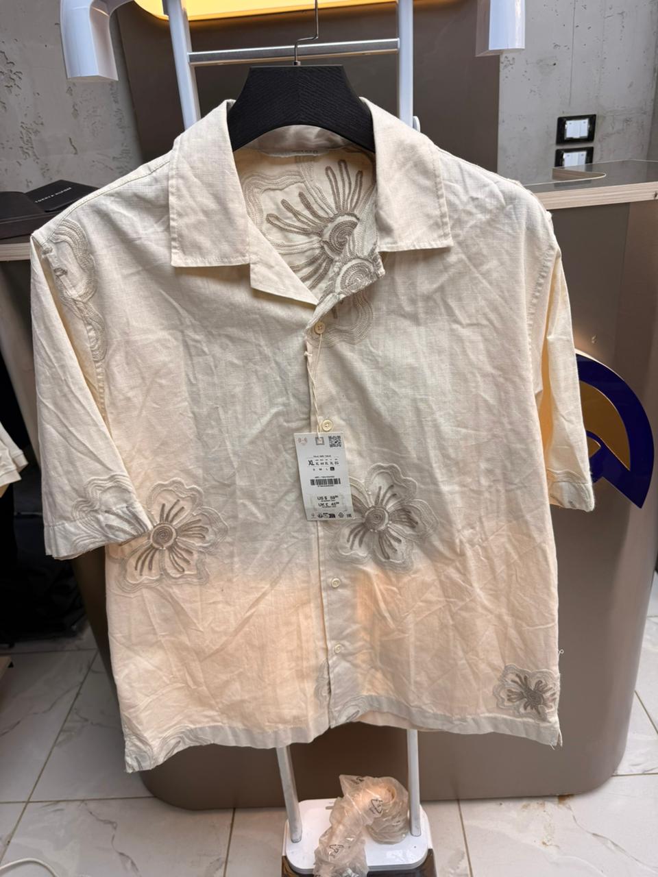 قميص نص كم ZARA