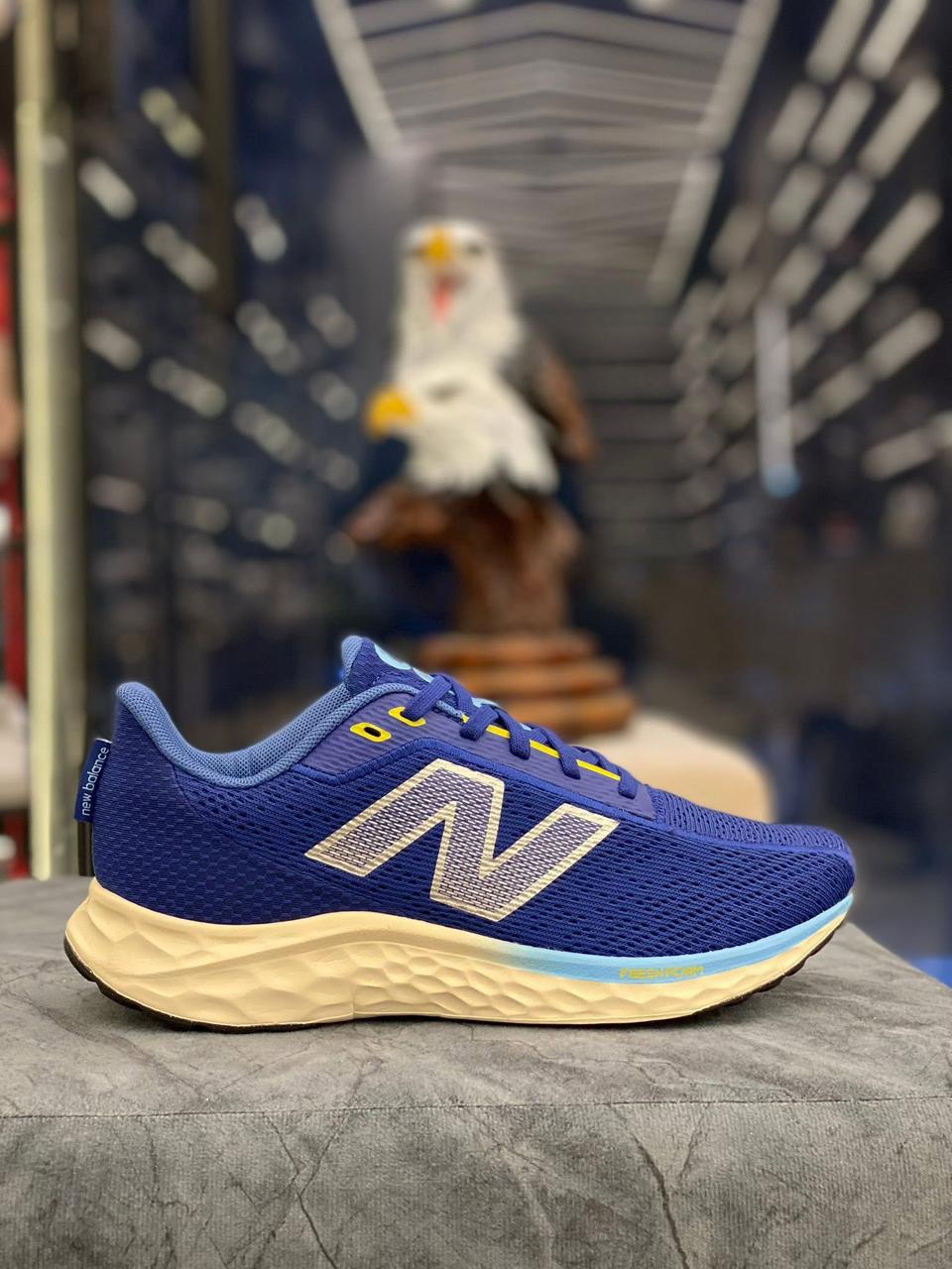 new balance شوز original