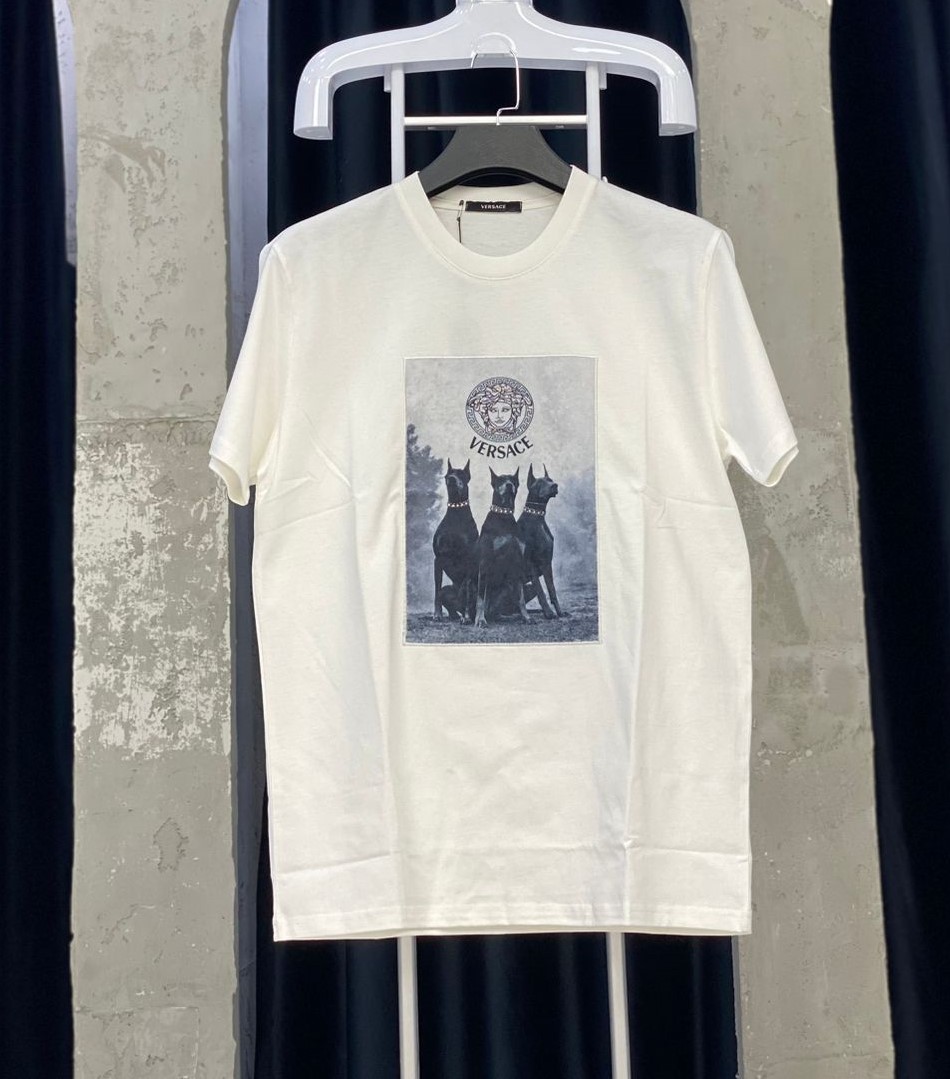 تيشرت راوند ايطالي Versace