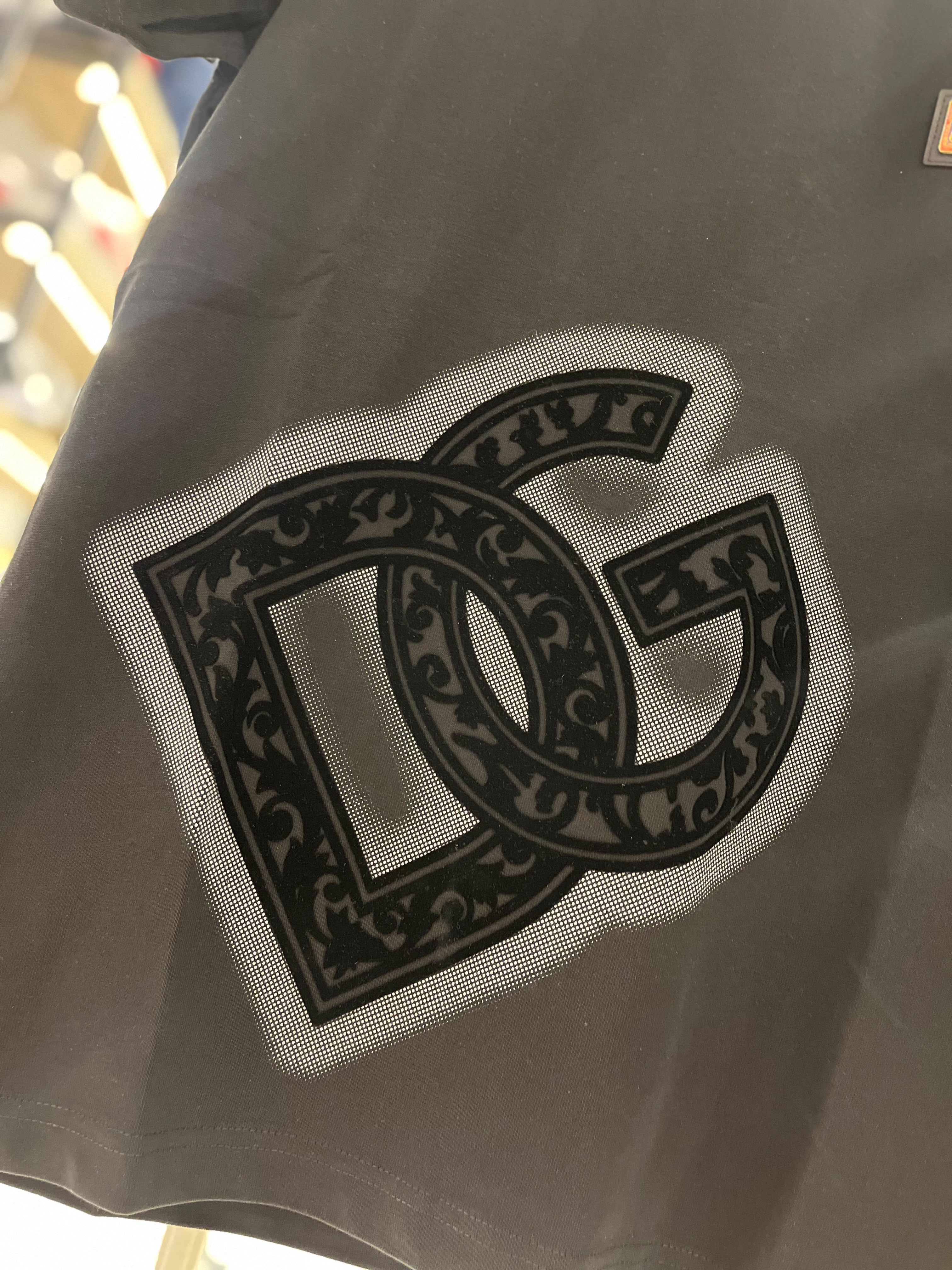 تيشرت راوند ايطالي D&G