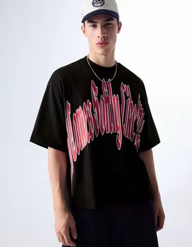 تيشرت راوند BERSHKA