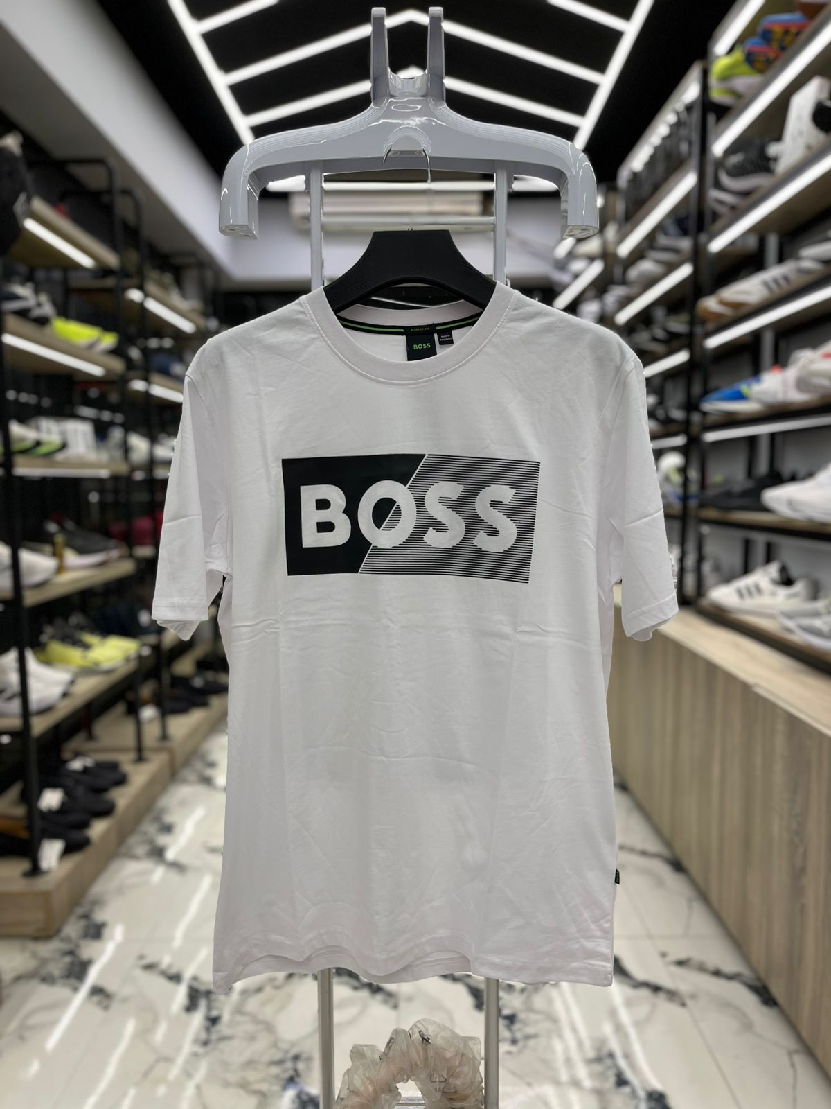 تيشرت راوند BOSS