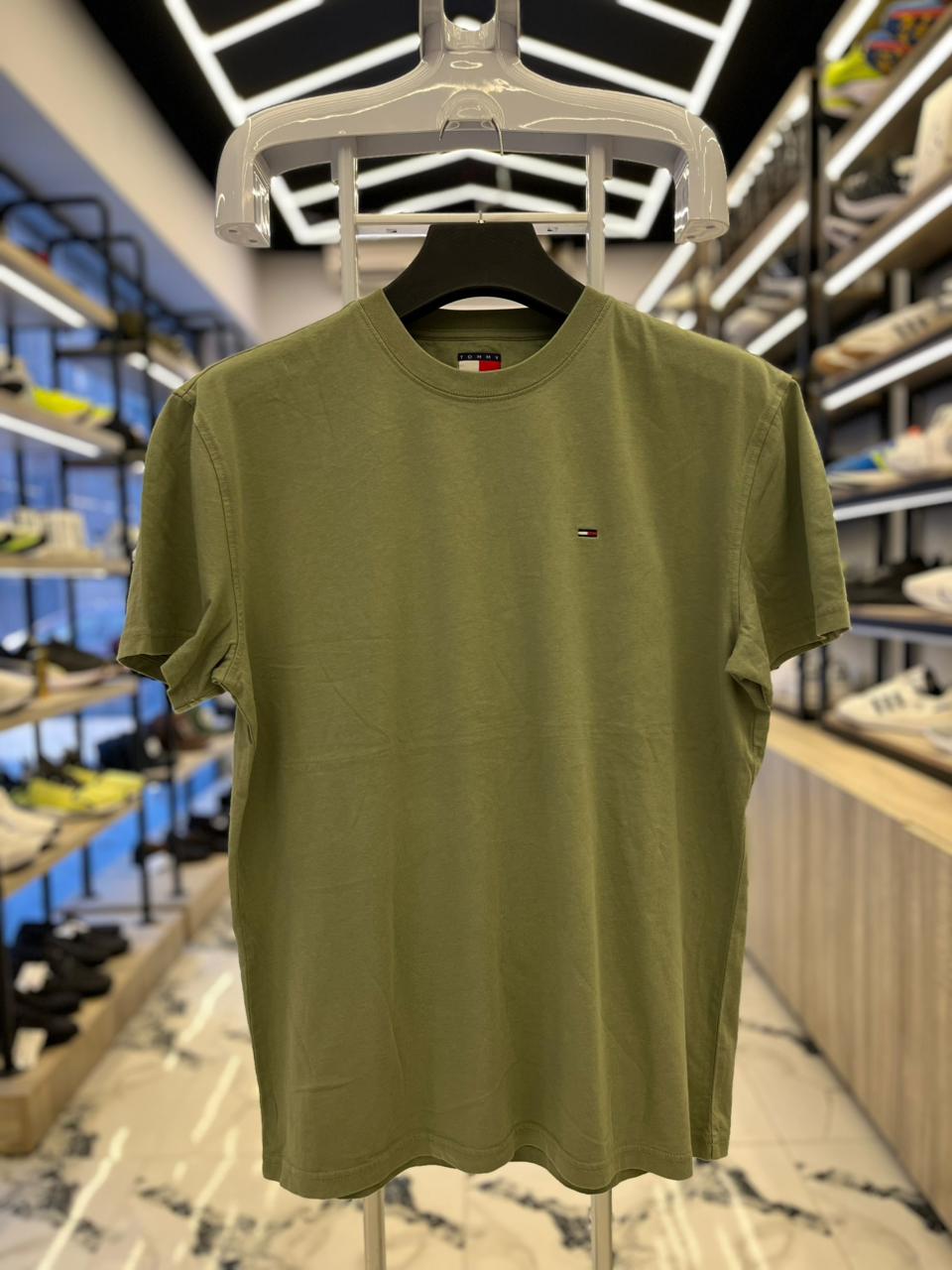 تيشرت راوند Tommy