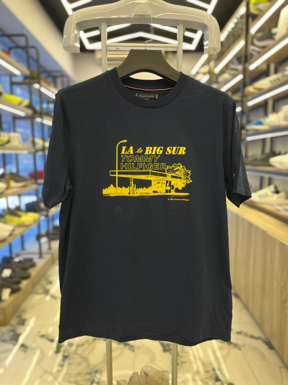 تيشرت راوند Tommy