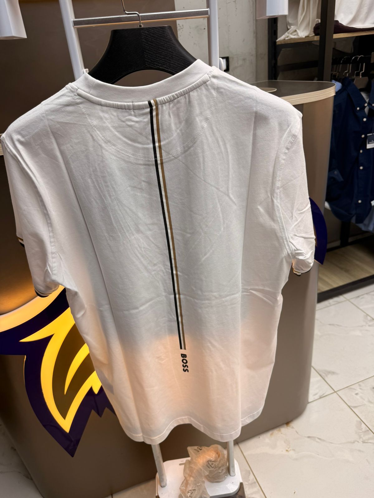 تيشرت راوند BOSS