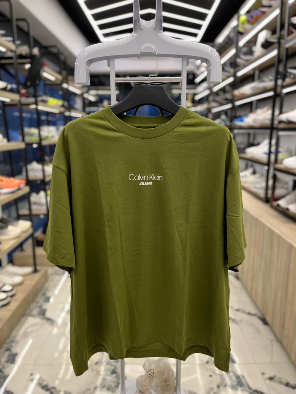 تيشيرت راوند ck