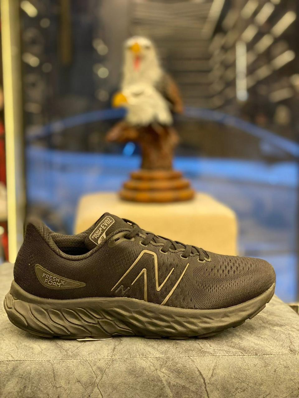 new balance شوز original