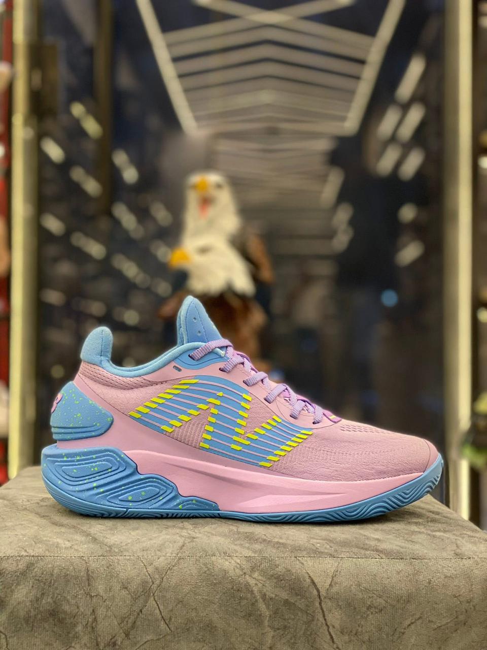 new balance شوز original