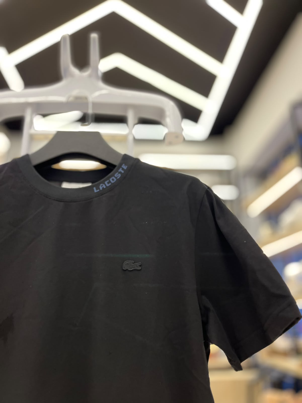 تيشرت راند Lacoste