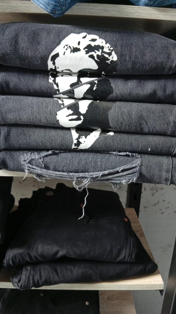 بنطلون جينز BERSHKA