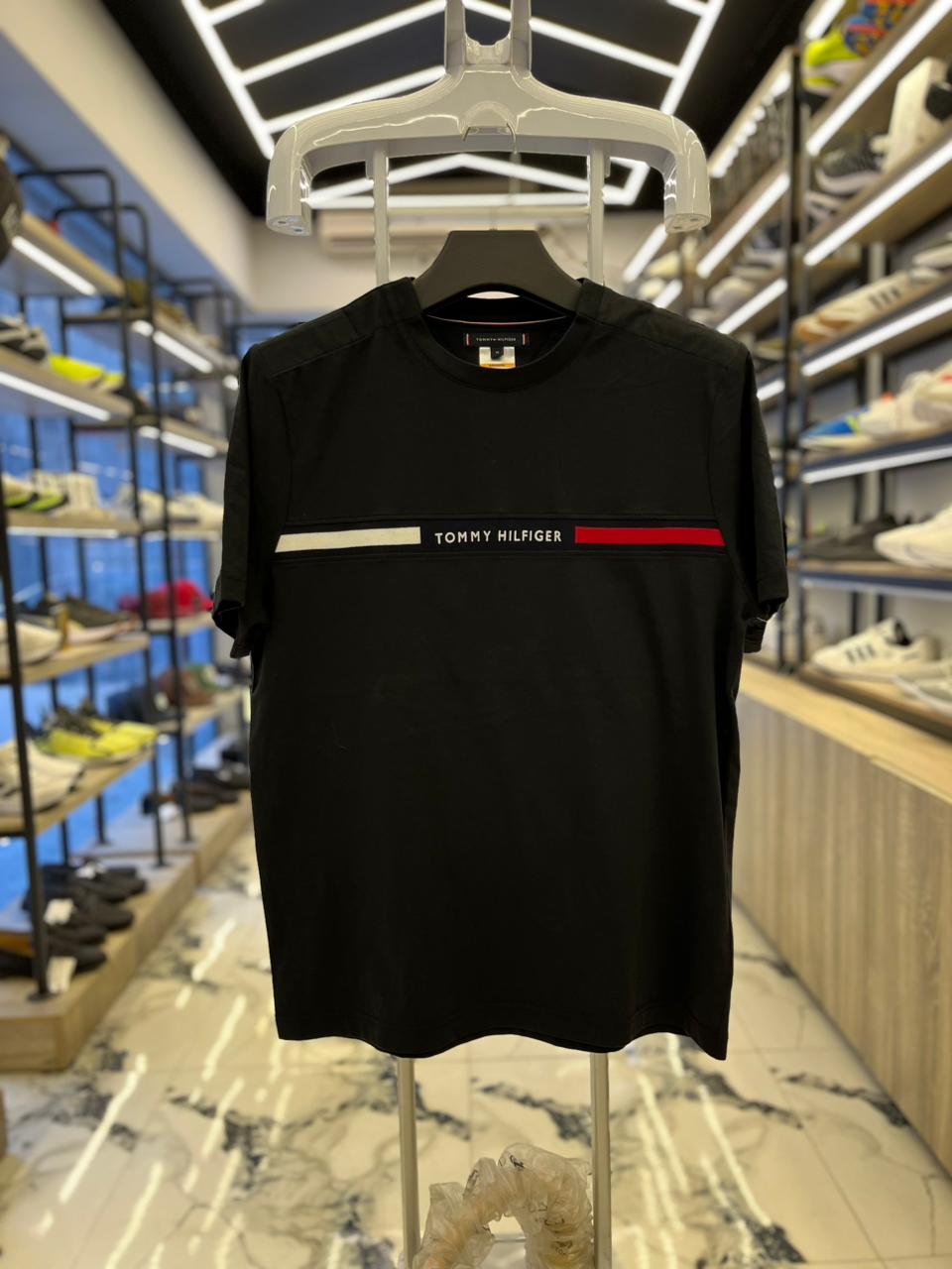 تيشرت راوند Tommy