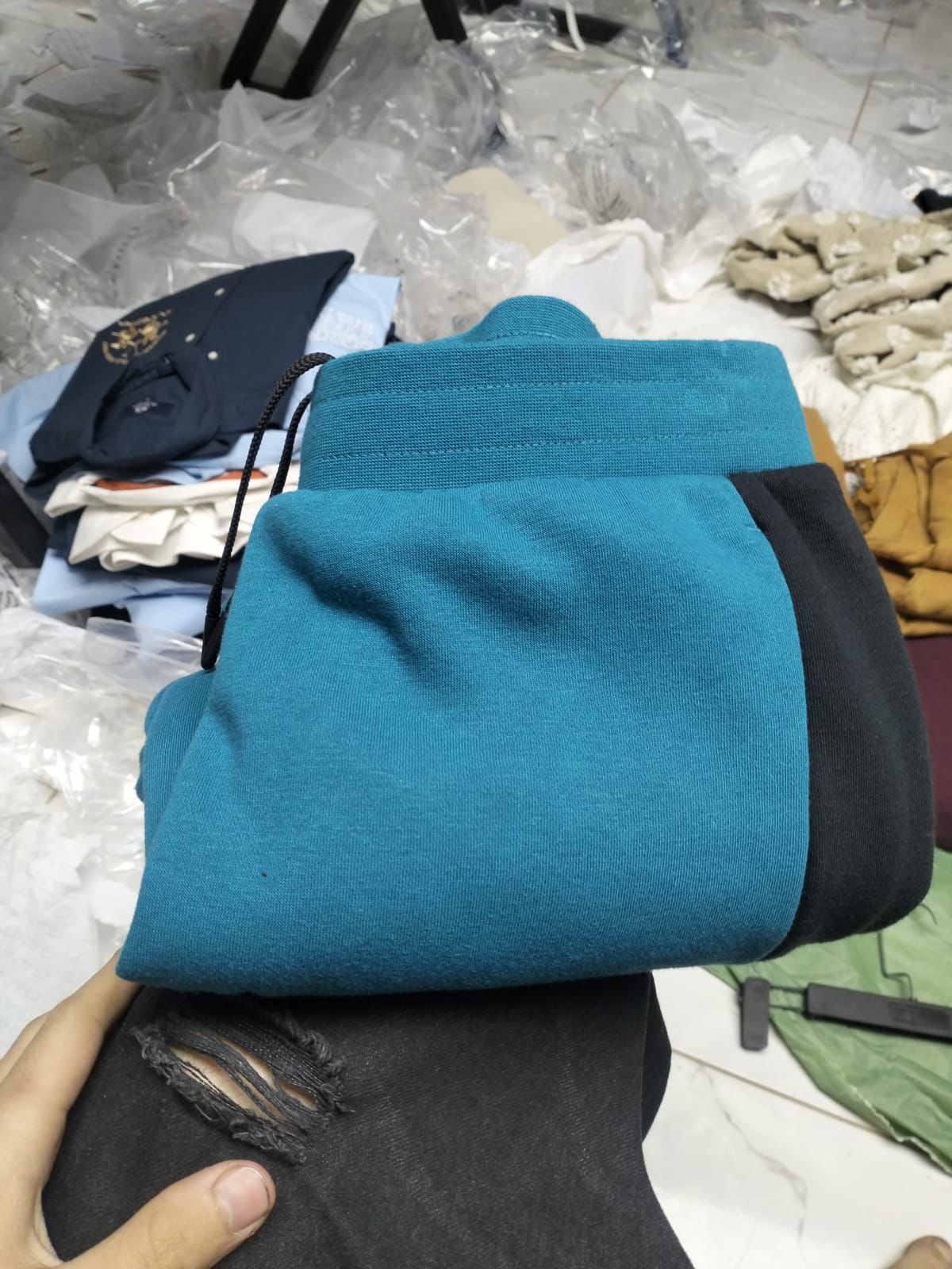 بنطلون ميلتون Armani