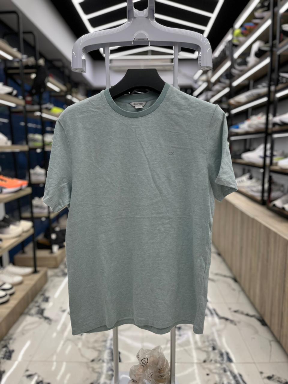 تيشرت راوند ck