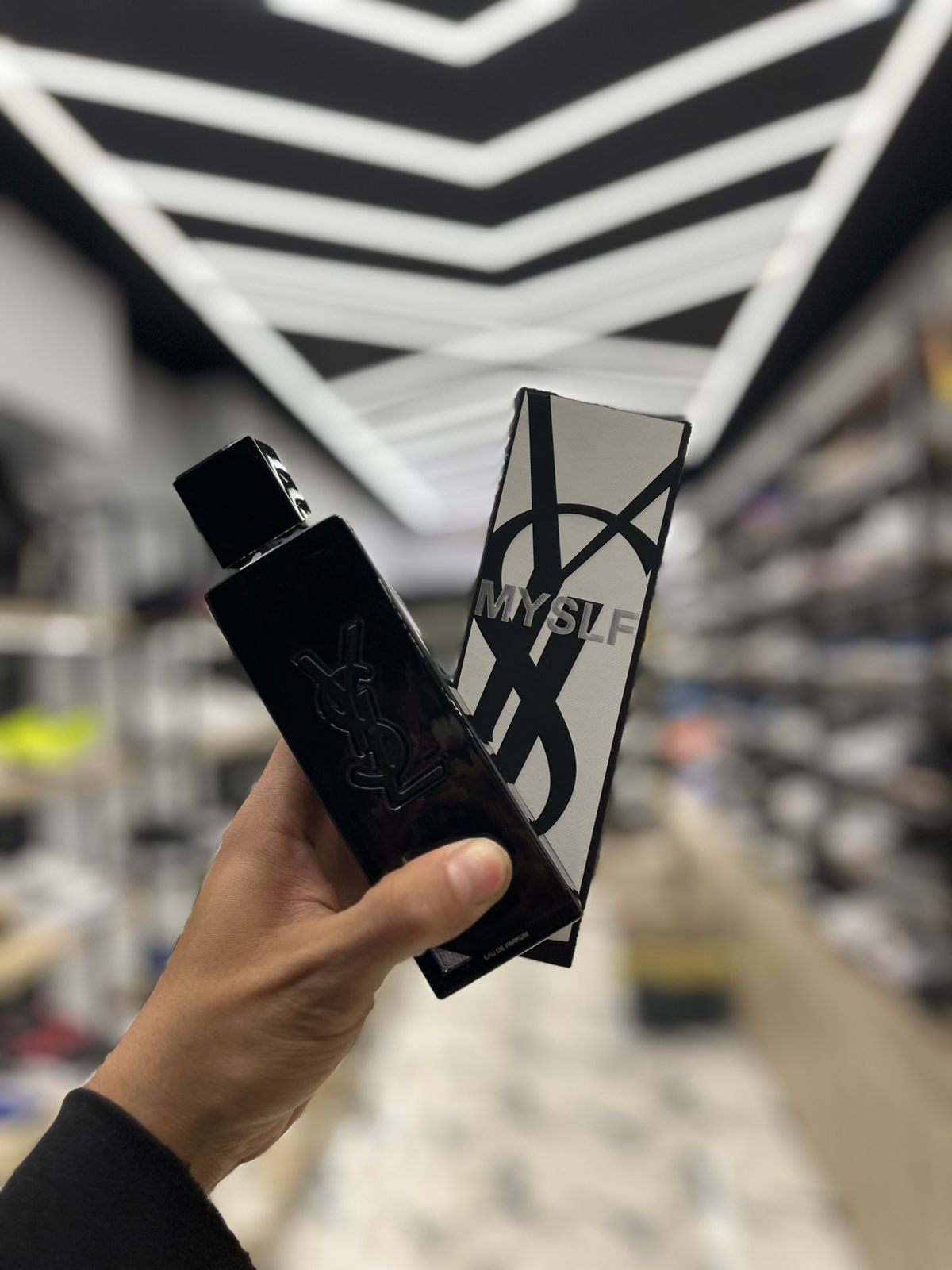 برفان YVESSAINT LAURENT