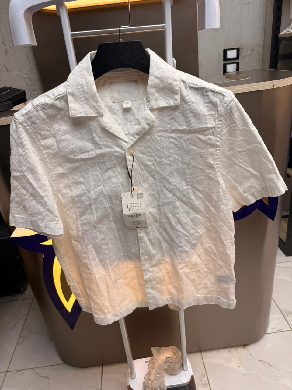 قميص نص كم ZARA