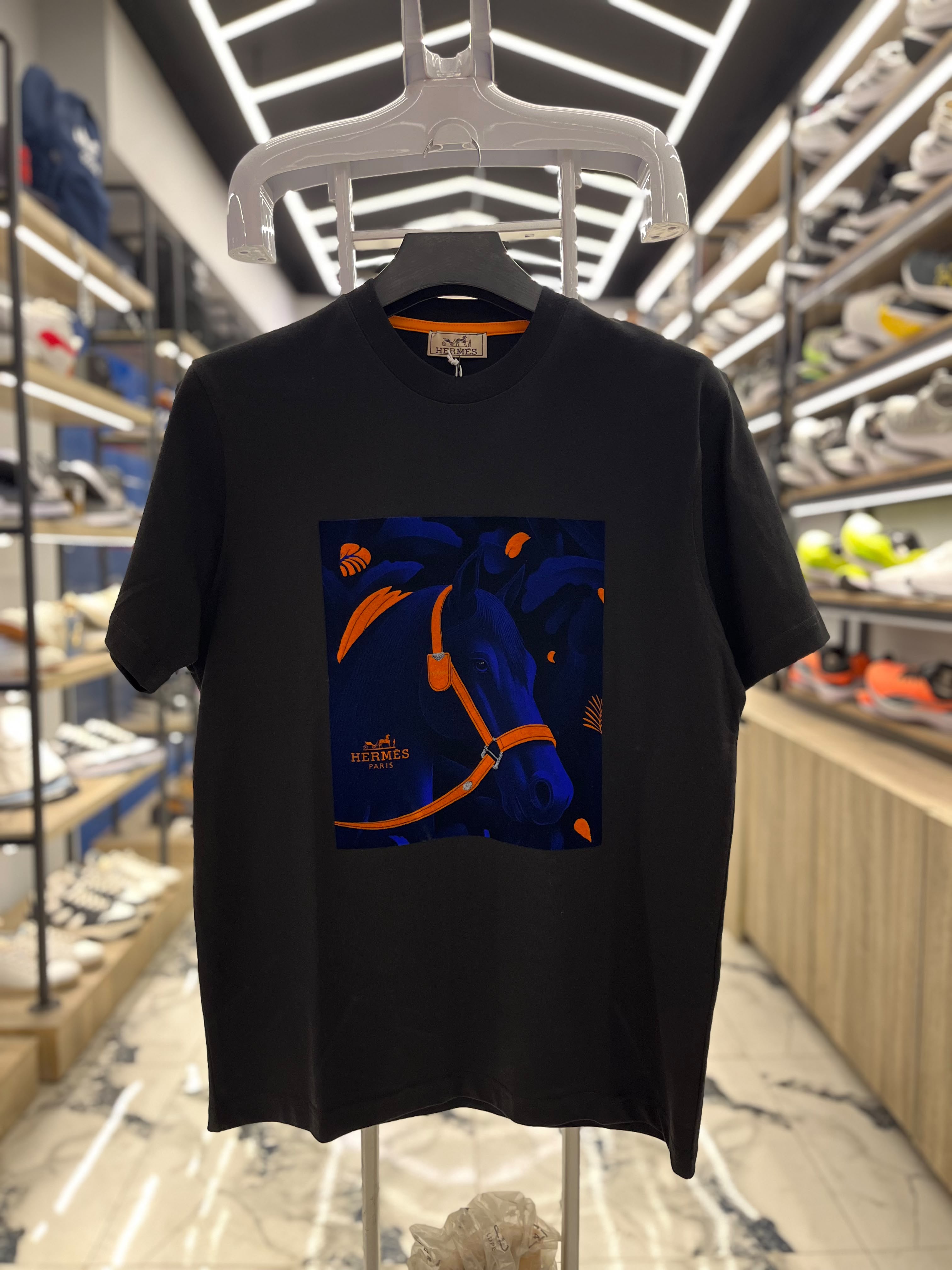 تيشرت راوند ايطالي Hermes