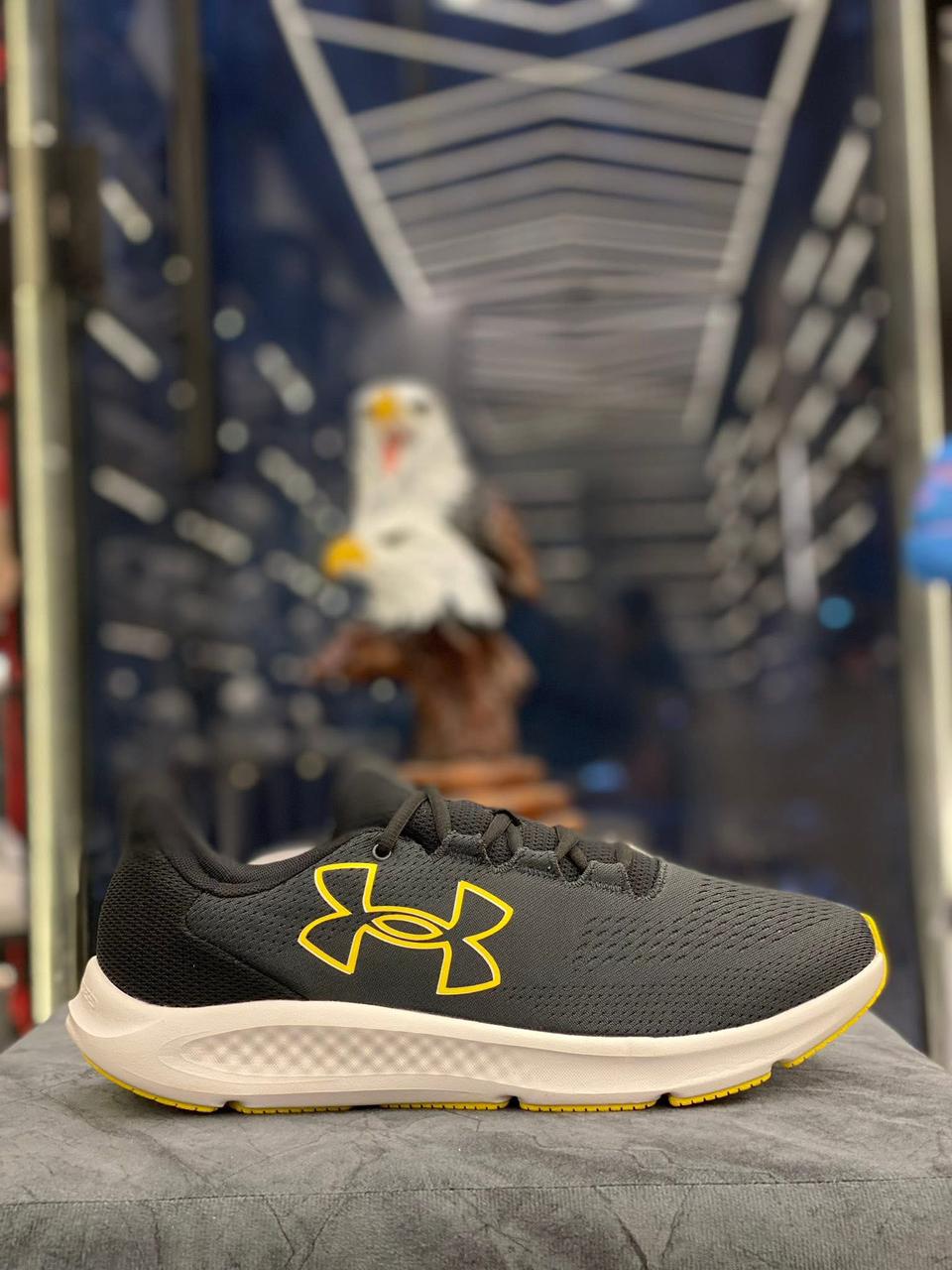 شوز UNDER ARMOUR original