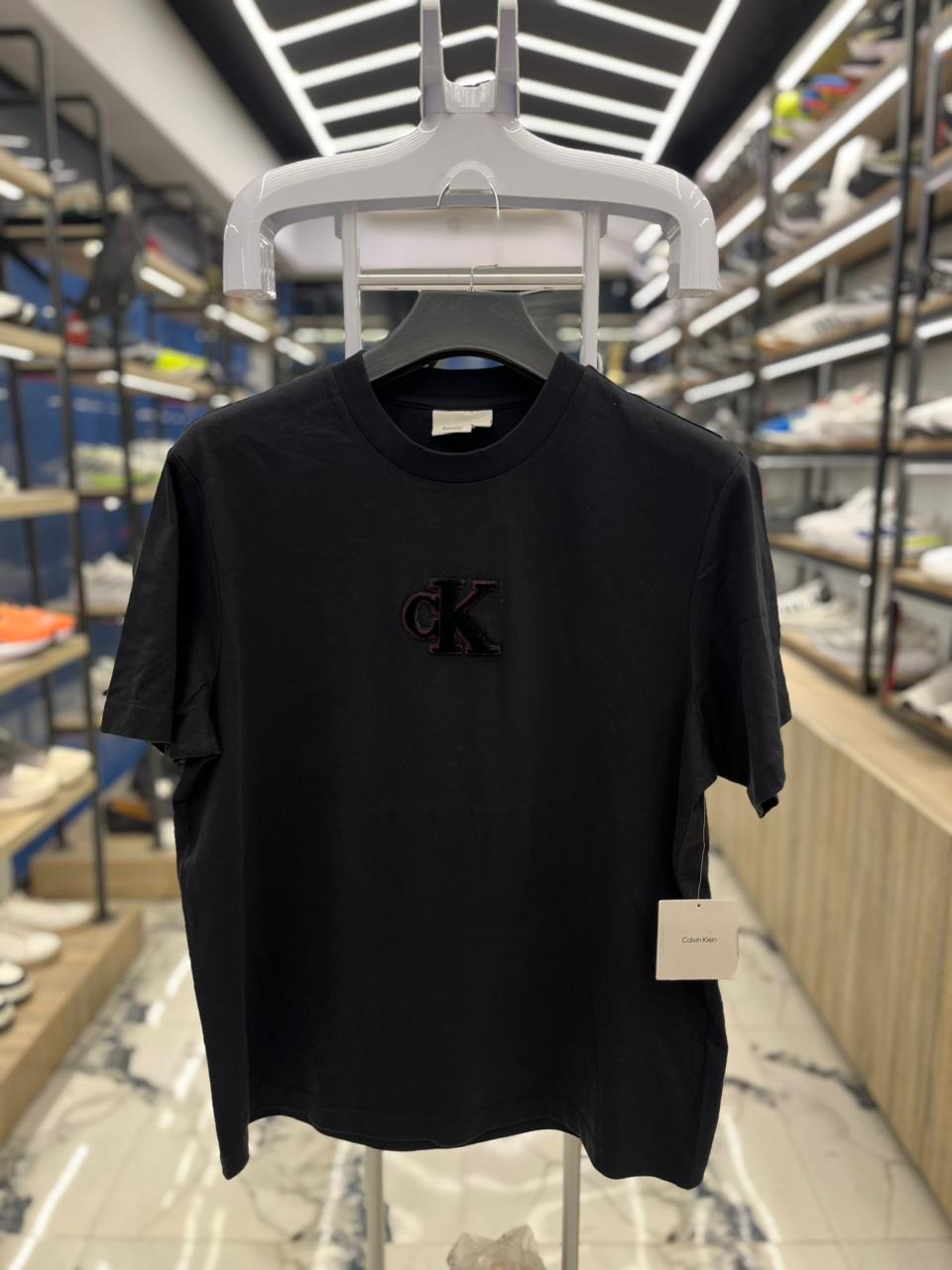 تيشيرت راوند ck