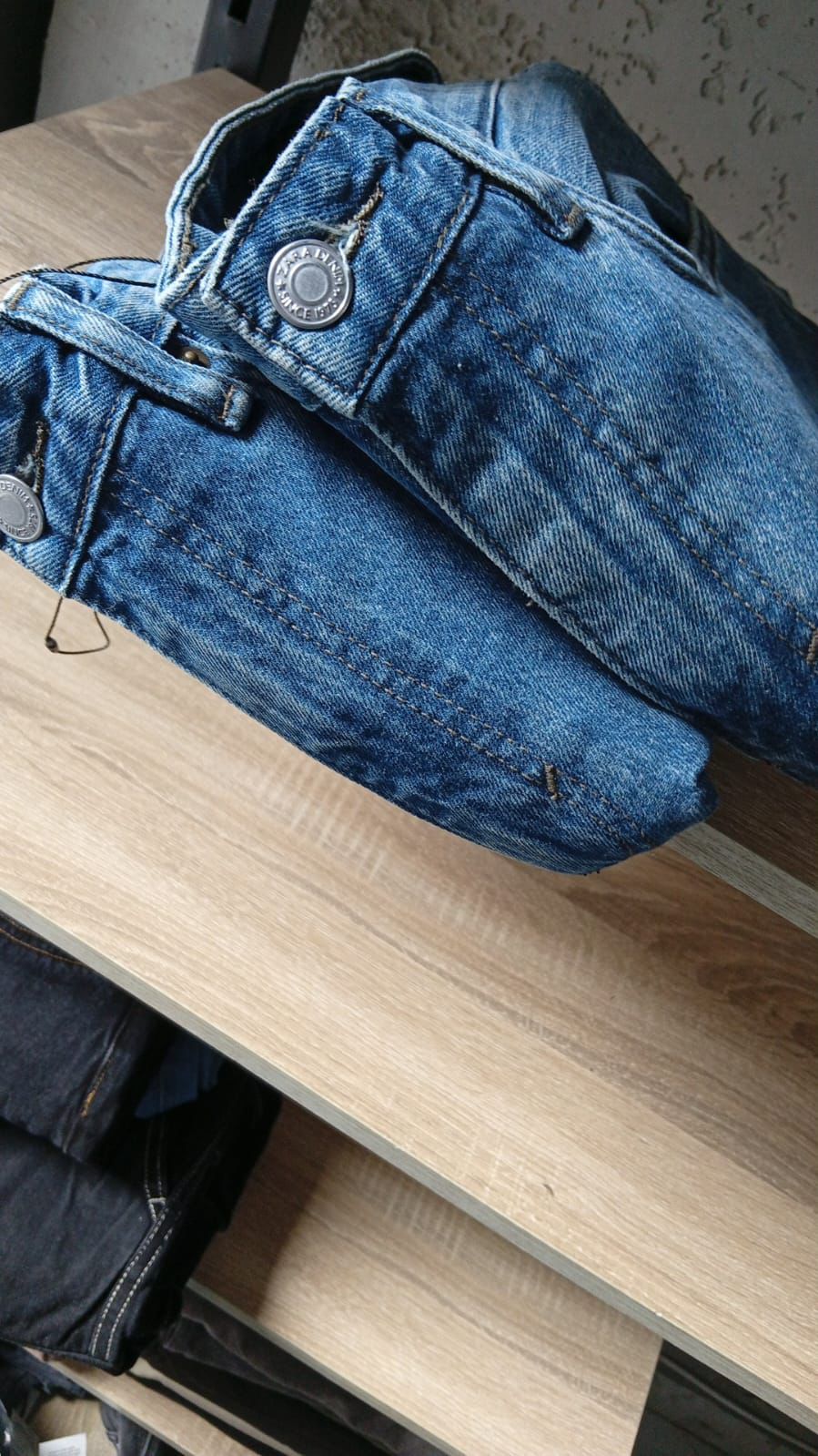 بنطلون جينز zara